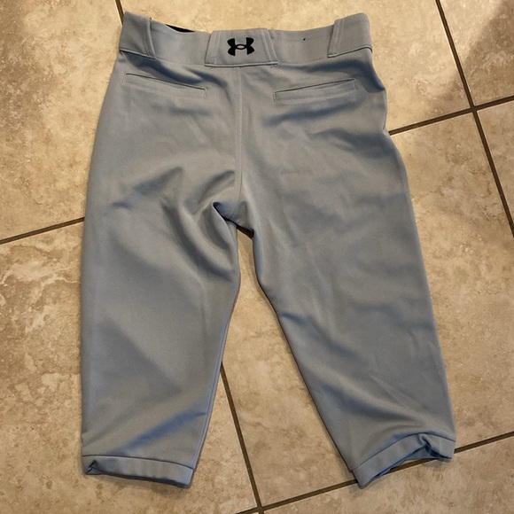 Under Armour, baseball knickers, size youth L - Picture 3 of 3
